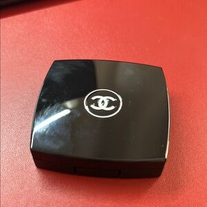 Pre-owned Chanel Four Colors Eyeshadow